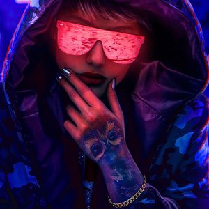 G奶美女洗澡裸奶爆乳
